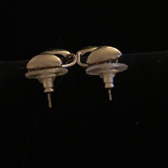 Silver Gun Metal Earring’s - Picture 3 of 4